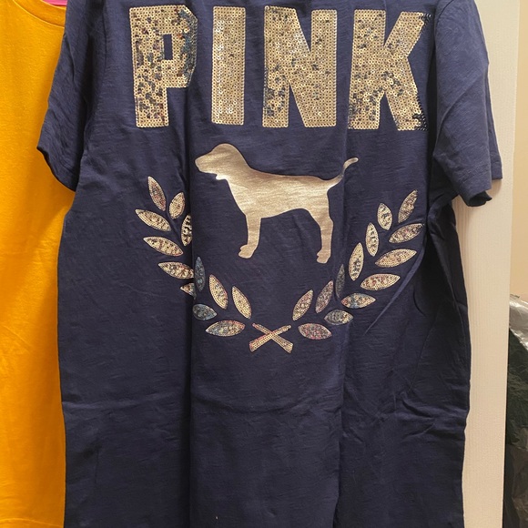 Bundle of 2 PINK shirts, Medium oversized - Picture 3 of 10
